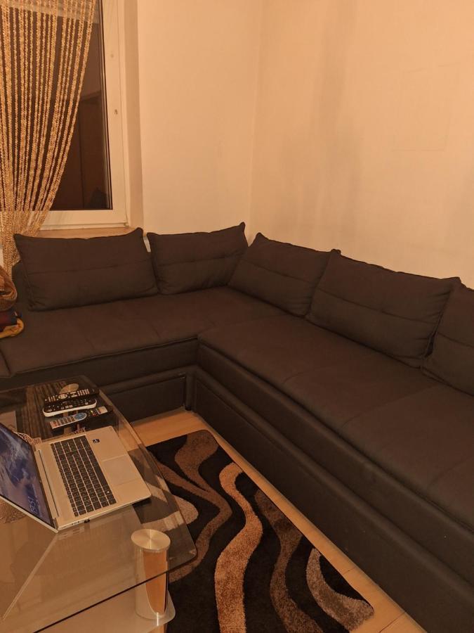 Privatunterkunft, Ferienwohnung, Monteurswohnung بوتروب المظهر الخارجي الصورة